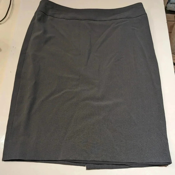 Armani collezioni  skirt 4 - Picture 1 of 8